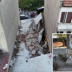 balikesirde 61lik deprem yikilan ve hasar goren binalar havadan goruntulendi pfCeu7nr