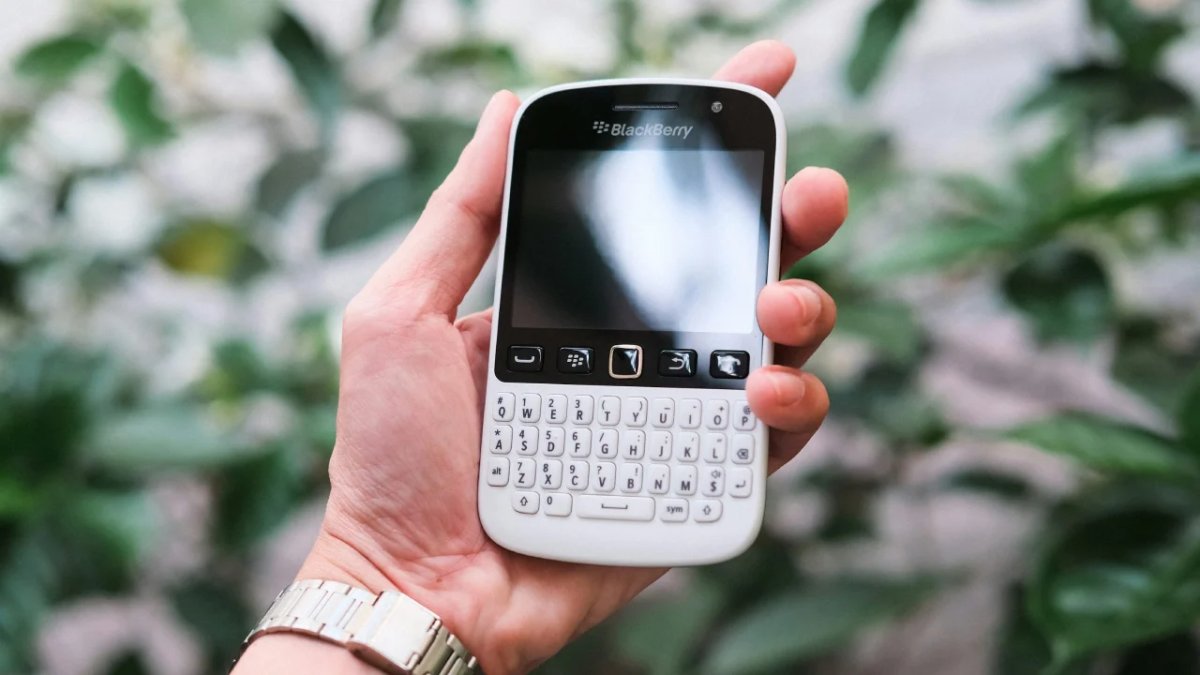 blackberry ruhu geri geliyor zinwa q27 icin geri sayim basladi CGgClhz2