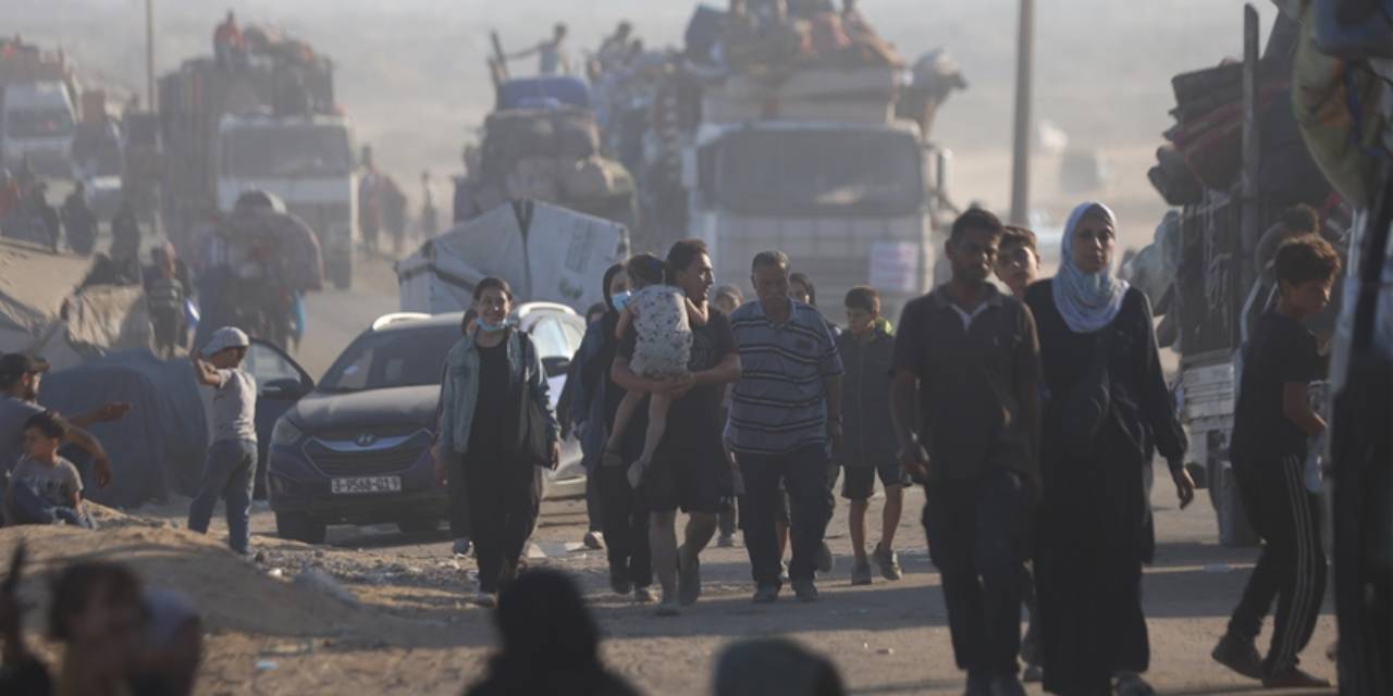 gazzede son 24 saatte 38 kisi hayatini kaybetti olu sayisi 65 bin 382ye yukseldi vrZ4fC6F